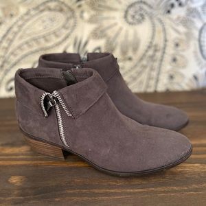 Xappeal 🦋 Kenny Women’s Suede Booties Chocolate